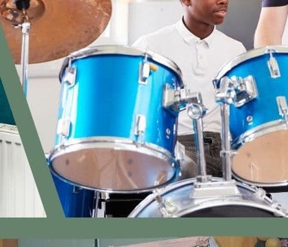 Junior high student at the drums